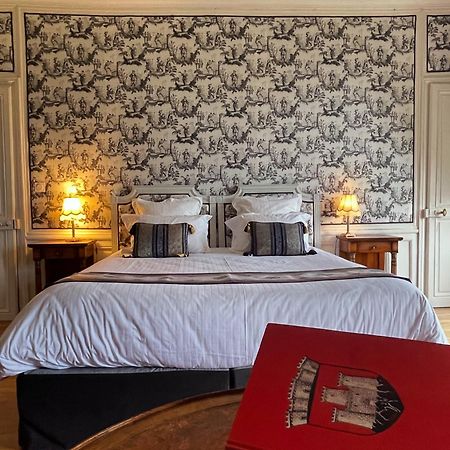 Castel Saint-Leonard Bed & Breakfast ฟาแลซ ภายนอก รูปภาพ