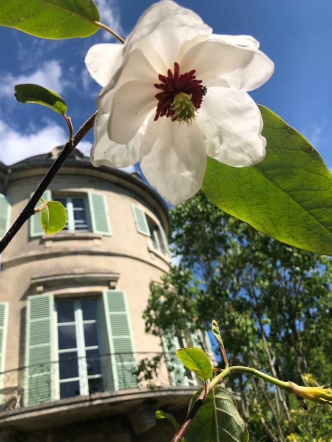 Castel Saint-Leonard Bed & Breakfast ฟาแลซ ภายนอก รูปภาพ